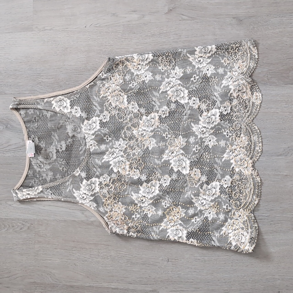 Scalloped Hem Sheer Lace Tank Top with Gold Glitter Floral / Size Medium